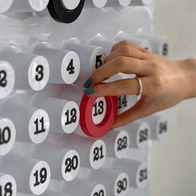 

PROMO / twigs.id Midcentury Ring a Date Perpetual Calendar | Kalender Estetik Non COD
