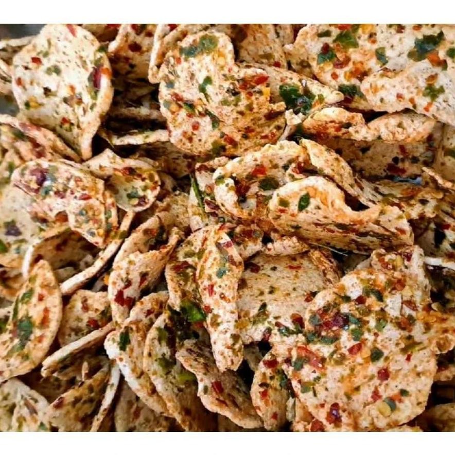 

KRIPIK BASRENG PEDAS DAUN JERUK 1 KG