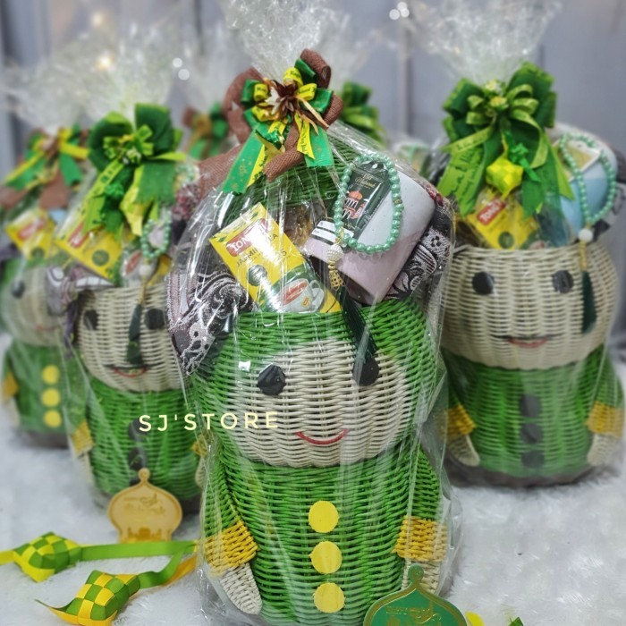 

New! Paket box boneka hampers lebaran idul fitri kue kering toples Lebaran