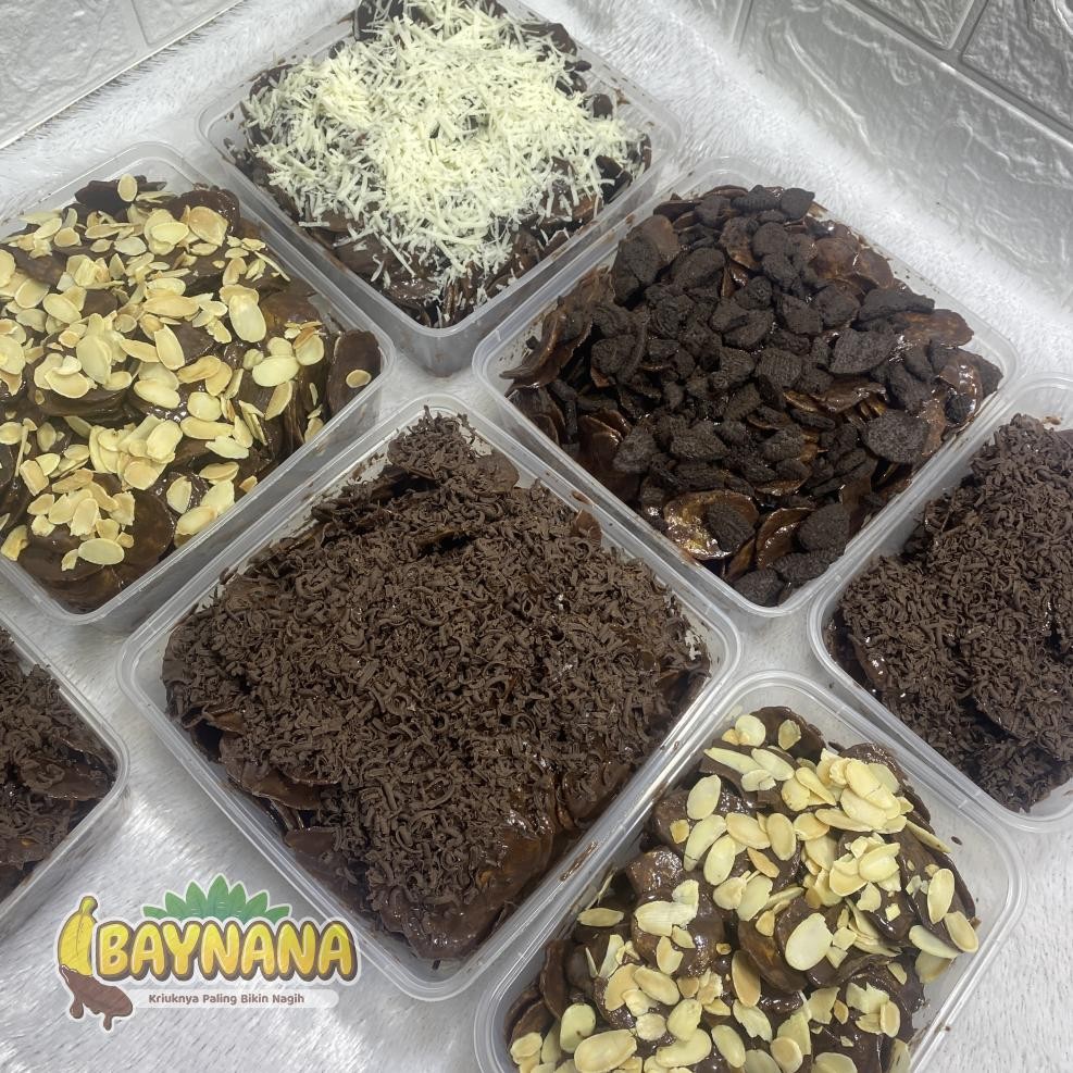 

BAYNANA Keripik Pisang Lumer Crispy Coklat Lumer Topping Almond Chocochips Keju Melted Full Coklat