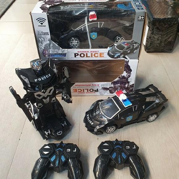 RC TRANSFORMER POLISI 1 : 18 MOBIL POLISI REMOT JADI ROBOT BATERAI CAS Terlaris