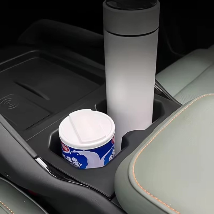 Terbaru Cover Pad Pelapis Pelindung Anti Baret Panel Tengah Wireless Charging Cup Holder Chery J6