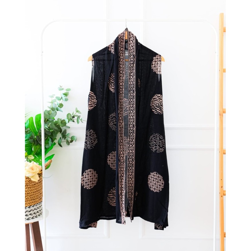 ATASAN WANITA BATIK MODERN OUTER BATIK TANPA LENGAN OUTER WANIT