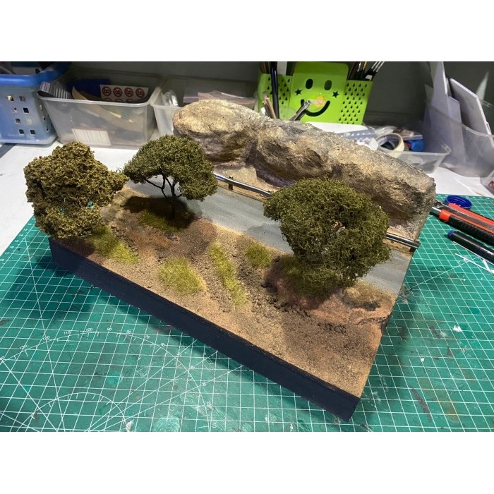 Diorama Diecast Hot Wheels Jalan Aspal Off Road