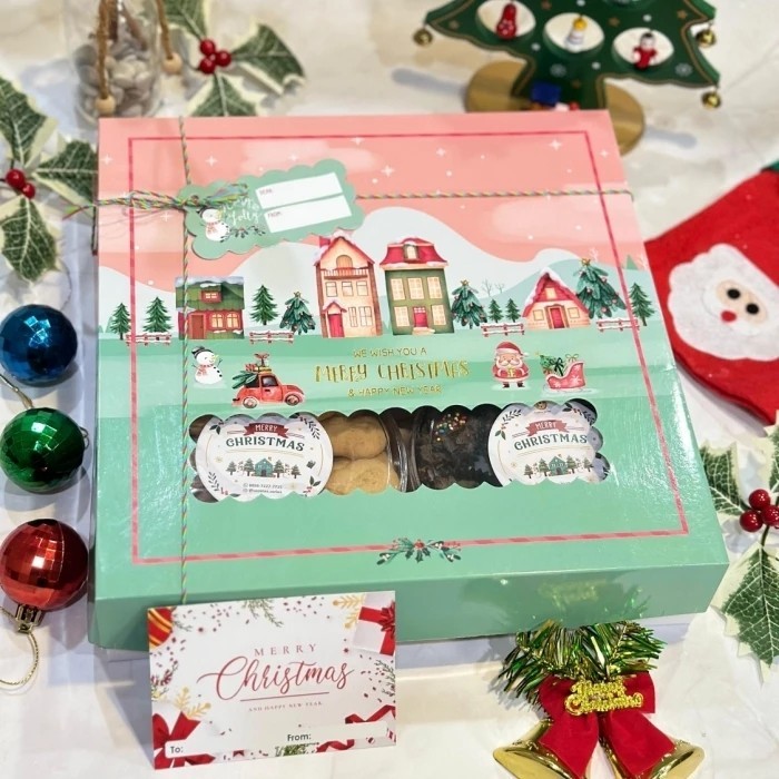 

PARSEL KUE KERING COOKIES PARCEL 3 IN 1 NATAL CANTIK MURAH