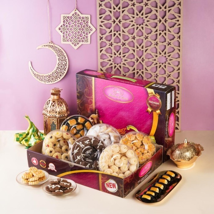 

PARSEL RAMADAN / PAKET KUE KERING ISI 6 TOPLES BRAND MONICA & LOREN
