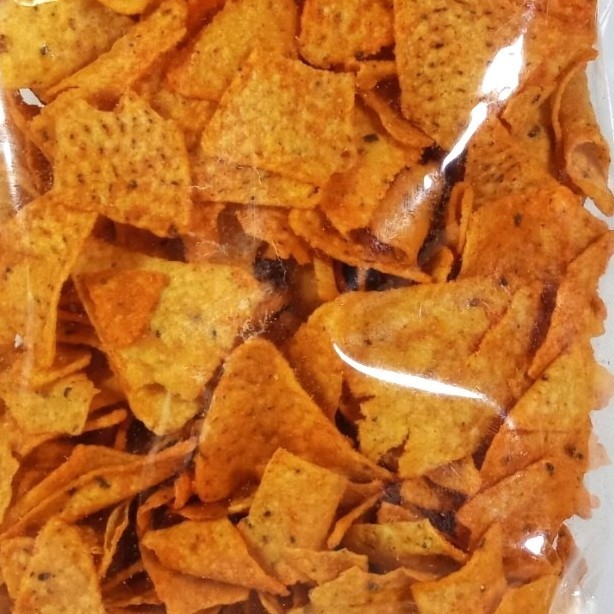 

KERIPIK TORTILA BALADO DAN BBQ 1 DUS ISI 2KG
