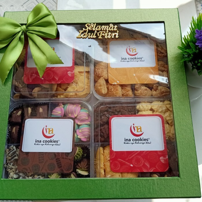 

HAMPERS PARCEL PAKET 4 KOMBINASI INA COOKIES