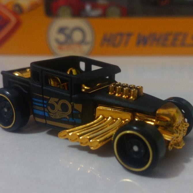 RESTOCK HOTWHEELS BONE SHAKER BLACK GOLD 50TH LOOSE