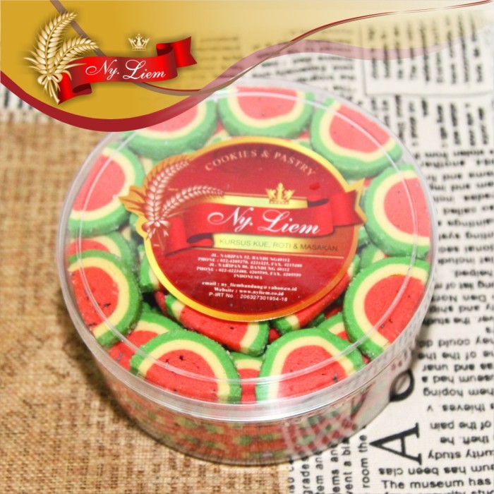 

Watermelon Cookies Kue Kering ala Ny. Liem 1 toples