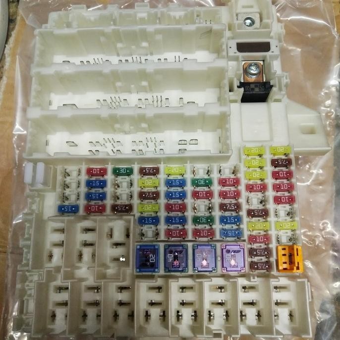 Fuse Box Sekring Honda Freed Original