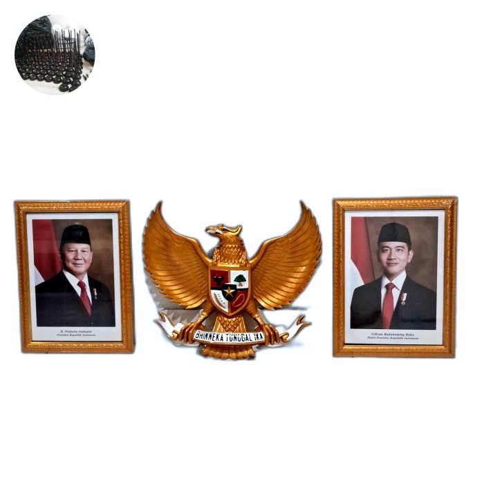 

FOTO PRESIDEN DAN WAKIL + LAMBNG GARUDA (SATU SET) KHUSUS GOJEK