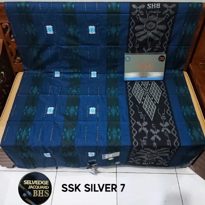 SARUNG BHS CLASSIC SKT DAM SILVER