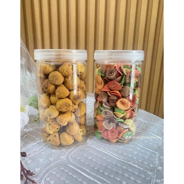 

gd-90 Aneka snack toples 1Liter -Astor mini - kuping gajah - soes coklat - astor barcelona - keciput - mlinjo gentes - kue lebaran CAMILAN ENAK Hemat