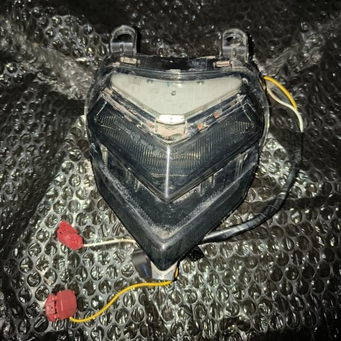 stoplamp belakang 3in1 sein original project one for Honda CBR 250 rr 2016-2024 Original