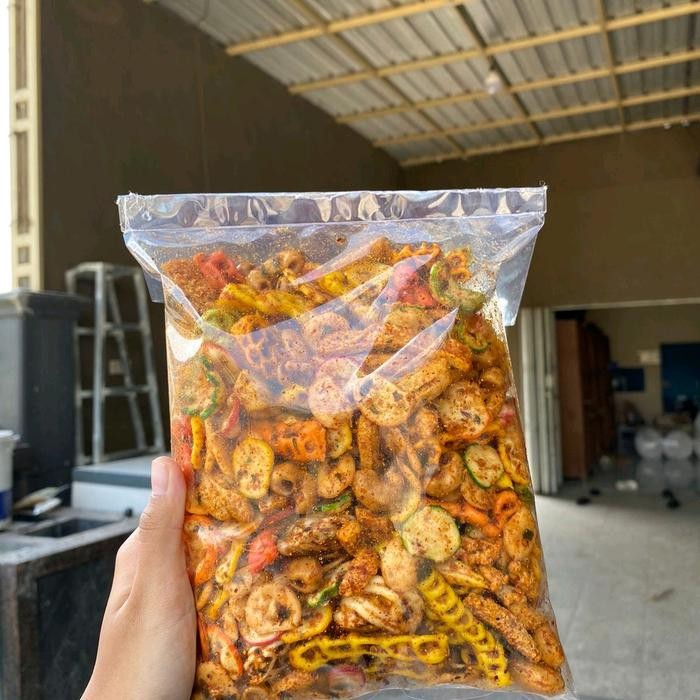 

PROMO [500GR] SEBLAK CAMPUR MIX SEBLAK CIKRUK PEDAS DAUN JERUK Food Kering Snacks