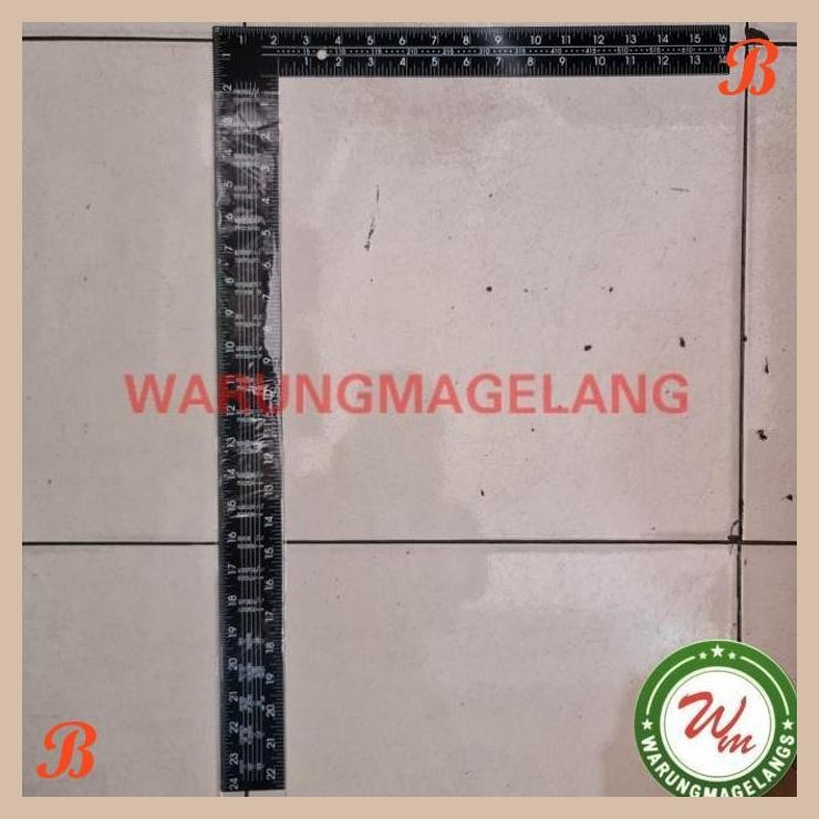 

| WUN | PENGGARIS MISTAR SIKU 24 INCH 60 CM BAHAN BESI