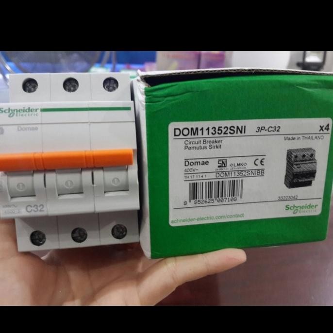 NEW mcb domae 3p 32a schneider stud,MCB