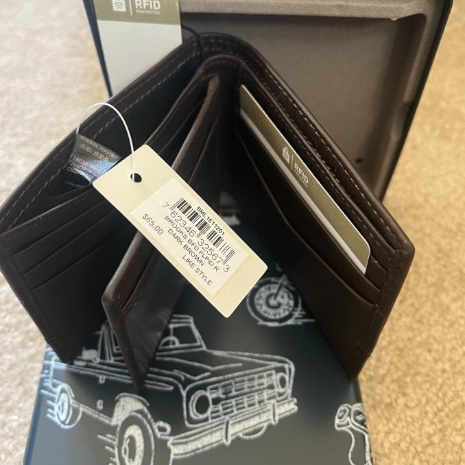 Murah Nwt Dompet Pria Fossil Brooks Rfid Dark Brown With Tin Box