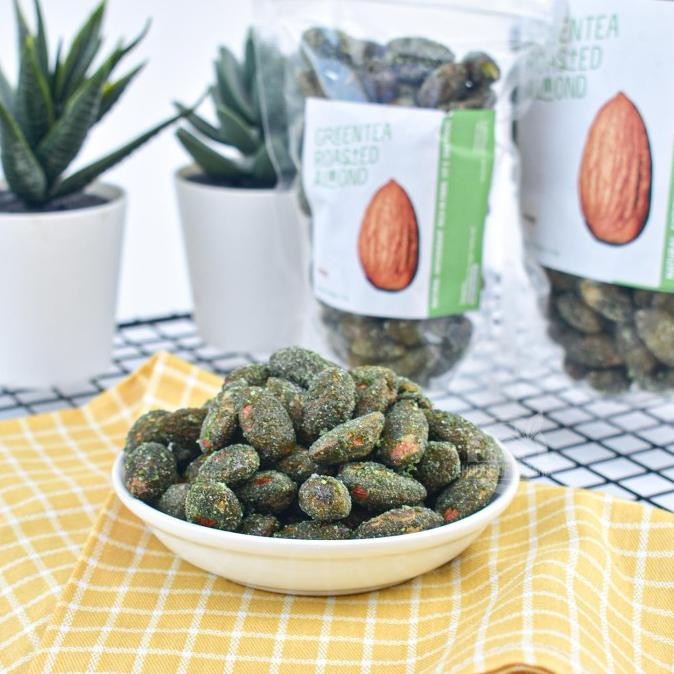 

Simply Greentea Roasted Almond 250 Gr