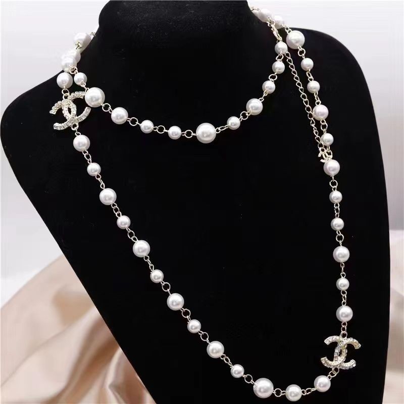 Chanel-style Necklace/High-end Pearl Letter Necklace Long Style/Luxury and Noble