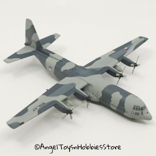 Miniatur Pesawat Hogan Wings 1/200 C-130 Hercules Royal Netherlands Af