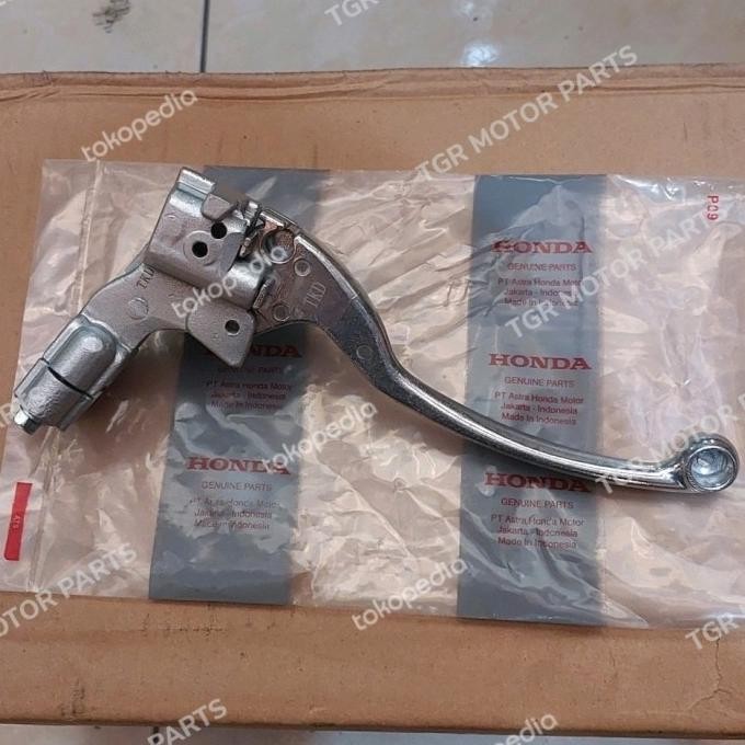 ready  Rumah Dudukan Handel Rem Kiri + Handel Rem Scoopy Karbu Berkualitas murah