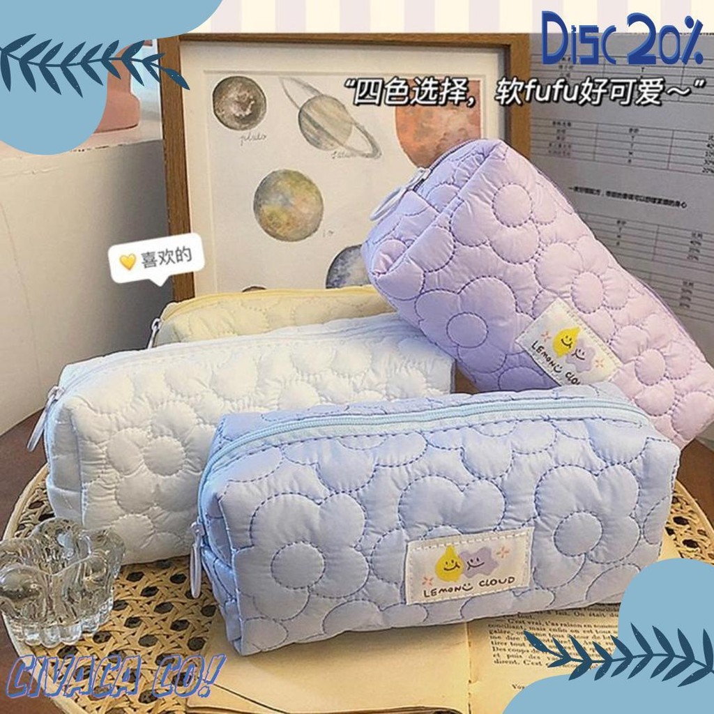 

Kensho Kotak Pensil Sleting Motif Bunga Flower Handle Pastel Bahan Parasut Korea / Pouch Makeup Aesthetic / Tas Aksesoris Wanita Lucu Import / Zipper / Flowers Terlaris! Produk Ini Banyak Dicari