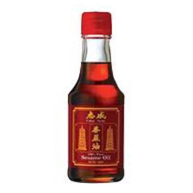 

MINYAK WIJEN CHEE SENG PAGODA 160ml murah