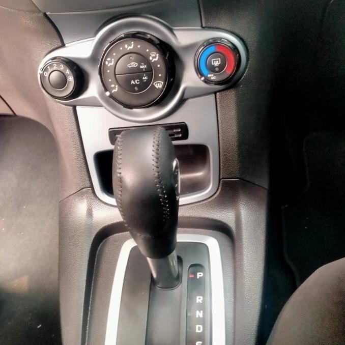 sarung cover tuas perseneleng gear knob ford ecosport fiesta