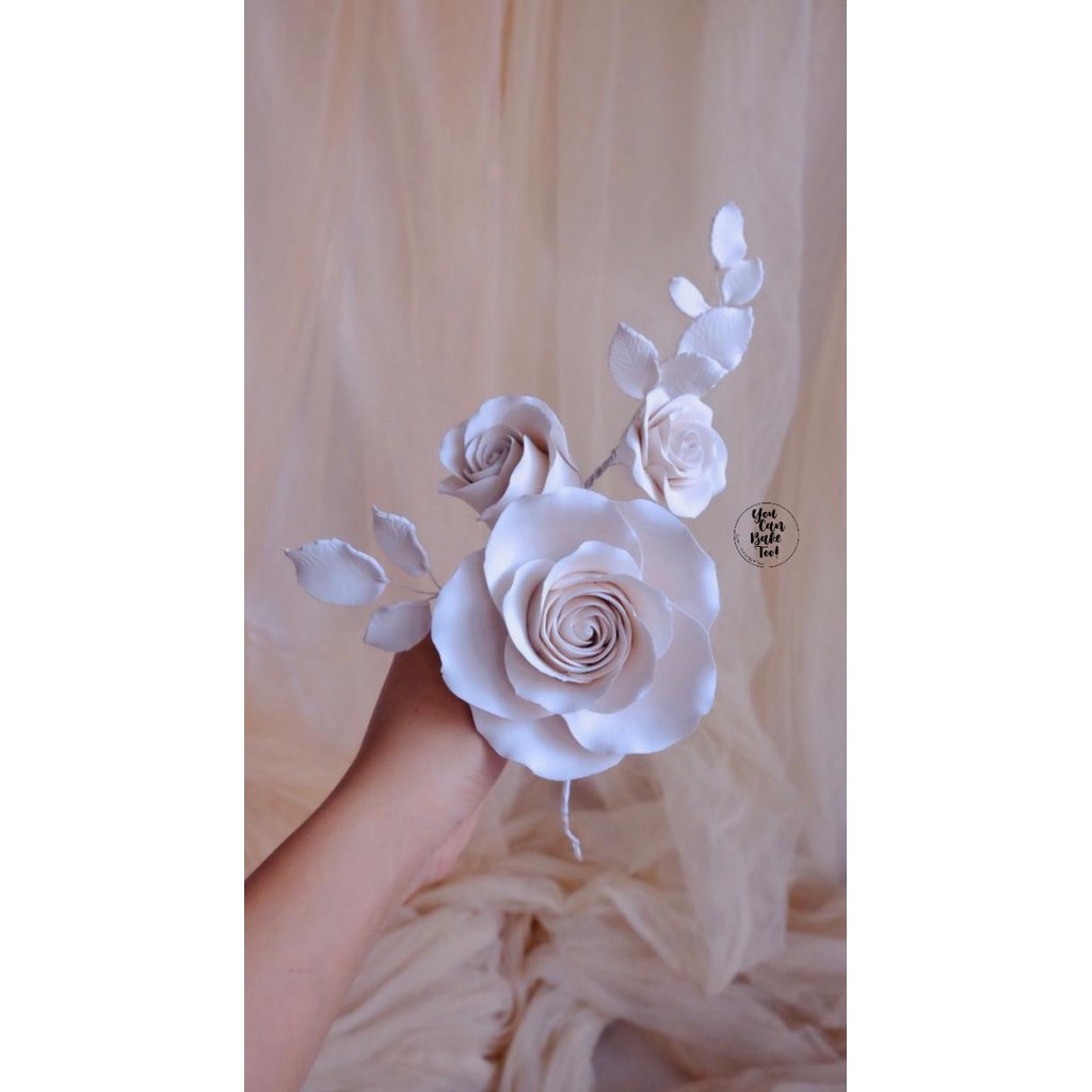 

Grosir White Rose Gumpaste Bouquet