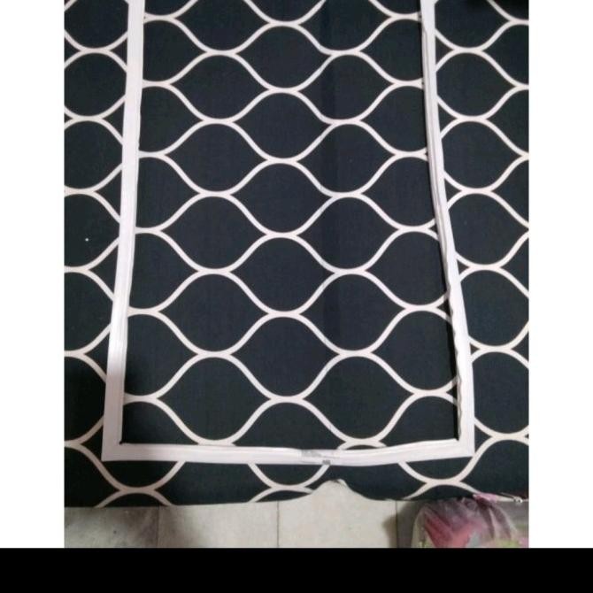 karet gasket kulkas sharp 2 pintu bawah 8152 CM Original