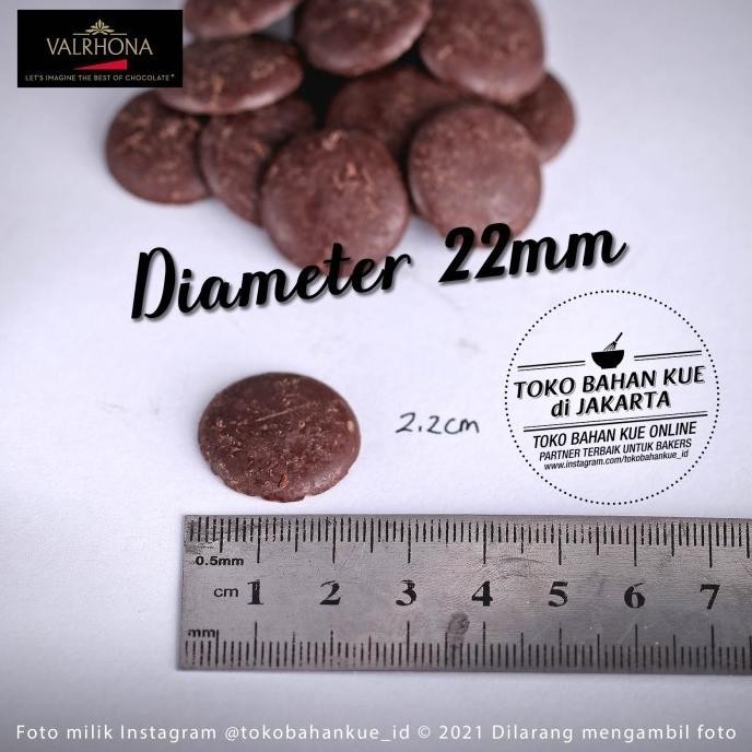 

Murah Valrhona Ariaga Noire 66% 100Gr Dark Chocolate Couverture Coin