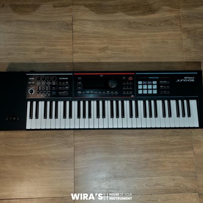 Roland Juno Ds61 / Juno Ds 61 Co