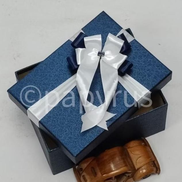

PAPYRUS 15x20 Tinggi 10cm Kotak Kado Gift Box Hadiah murah