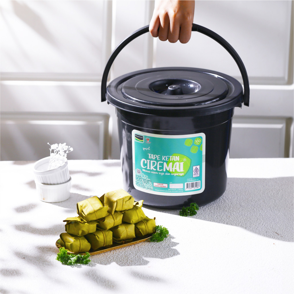 

HJ Ciremai Tape Ketan Hijau Daun Jambu - 100 Bungkus