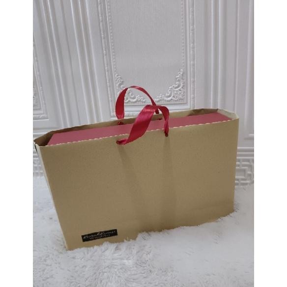 

custom hampers box satuan / box lebaran / box idul fitri/ hampers murah / kotak kado / kotak kado hard box