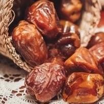 

Kurma Ramadhan Al-Qassim/ Kurma Idul Fitri Cemilan Lebaran / Hampers Kurma Lebaran