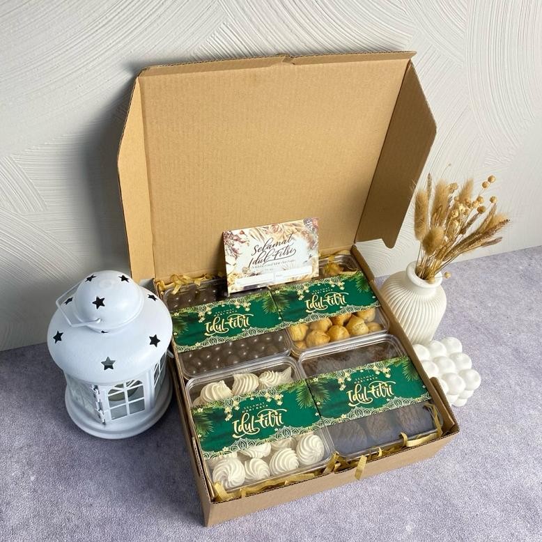 

HAMPERS KUE KERING NATAL/EID/BIRTHDAY/GIFTBOX