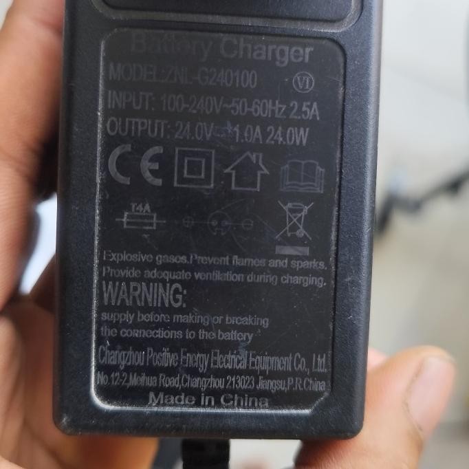 CASSAN MOBIL AKI 24 VOLT UNTUK SEMUA MOBIL AKI 24 VOLT 2904T