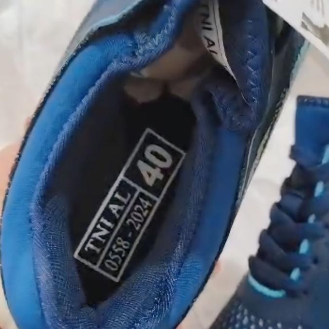 Sepatu Olahraga TNI AL Poral