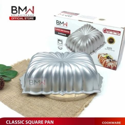 

BMW Loyang Cetakan Kue Mahkota Pan Aluminium VS99