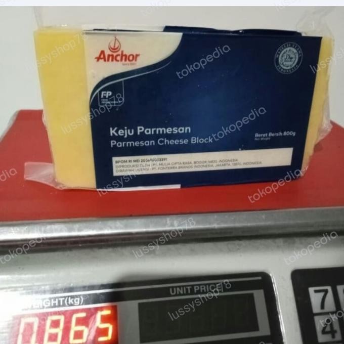 

Anchor Keju Parmesan Blok 800Gr Promo