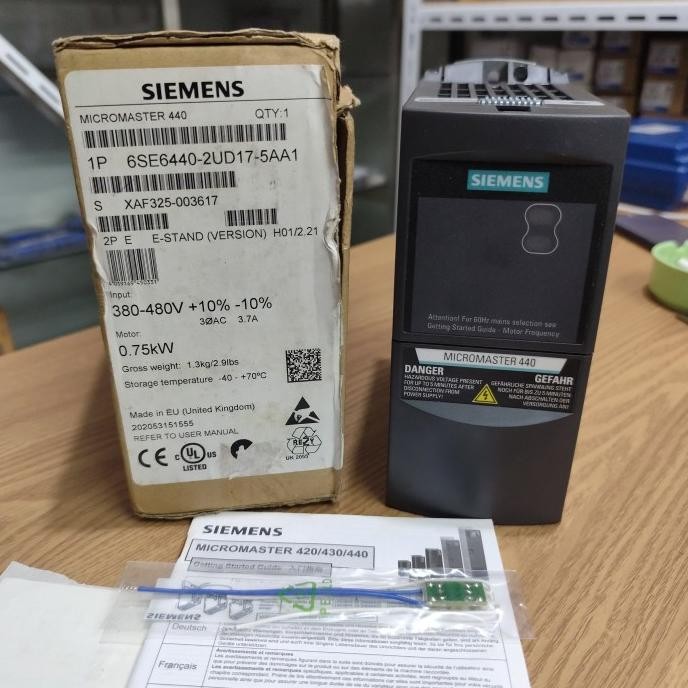 Siemens Micromaster 440 6Se6440-2Ud17-5Aa1 0,75Kw 380-480V Original New Stok