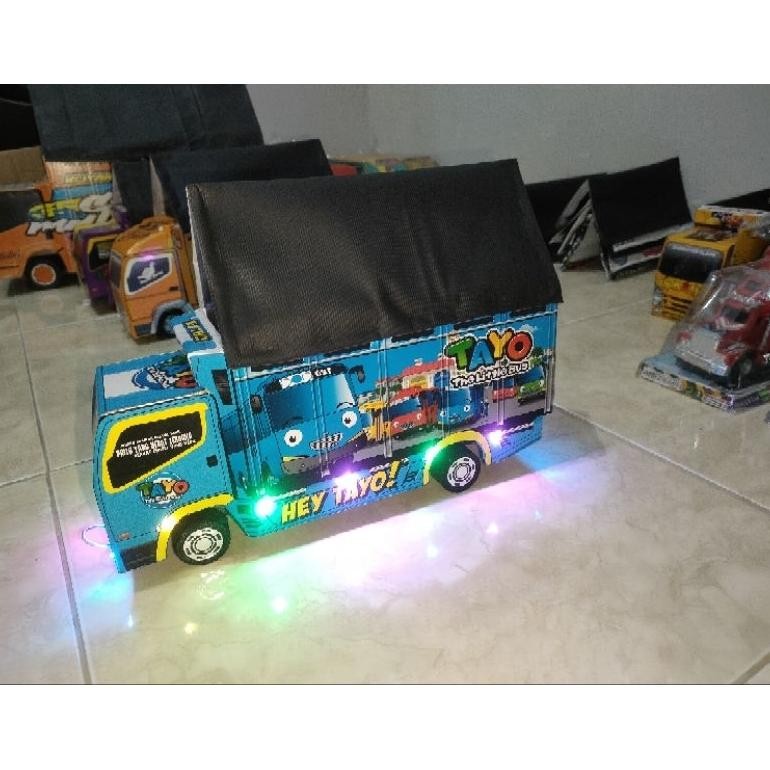 truck oleng miniatur panjang 30cm TAYO