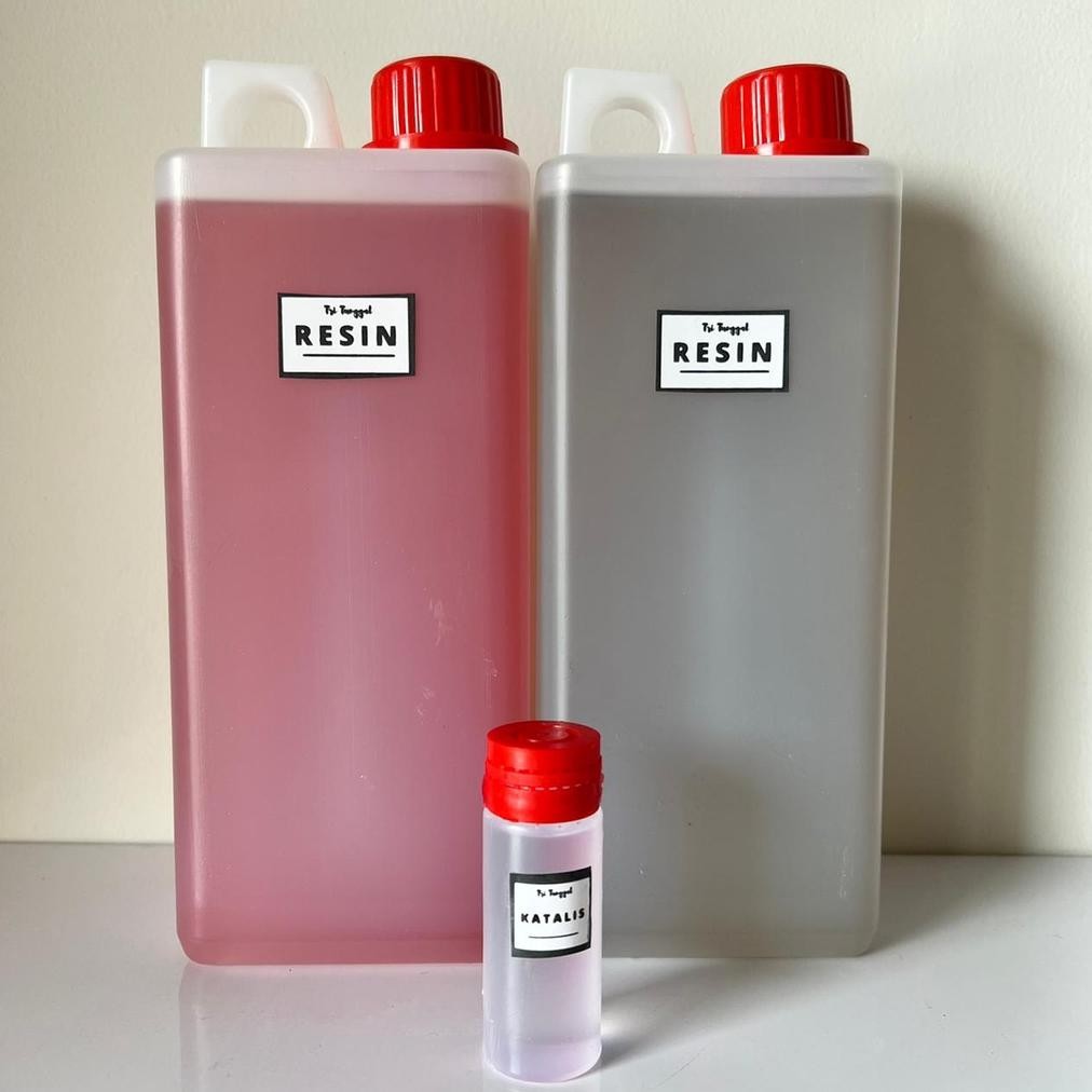 

Resin 1000 Gram + Katalis Recin Bening Merah Recine Catalis Fiber Acrylic DIY 108 Bening Prakarya Kerajinan Craft Crafting Art Seni Kesenian Kertakes Air Cair Resinnn Liquid Alat Peralatan Perlengkapan Home Stuff Tools Alat Rumah Tangga Malang