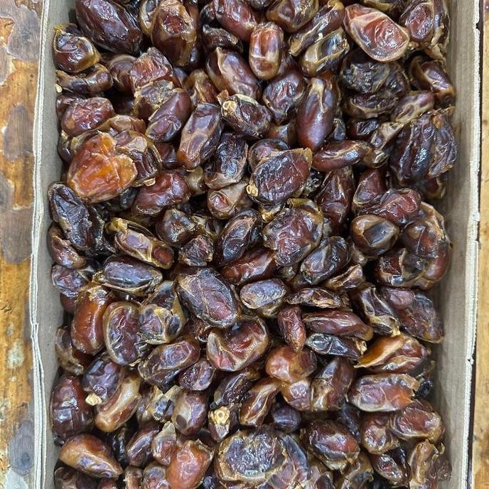 

Grosir Kurma Khalas Madu Kemasaan 3Kg