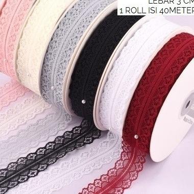 

Pita Renda 3 Cm Putih Hitam Merah Maroon Lace Ribbon Natal Imle Lebaran Chinee New Year