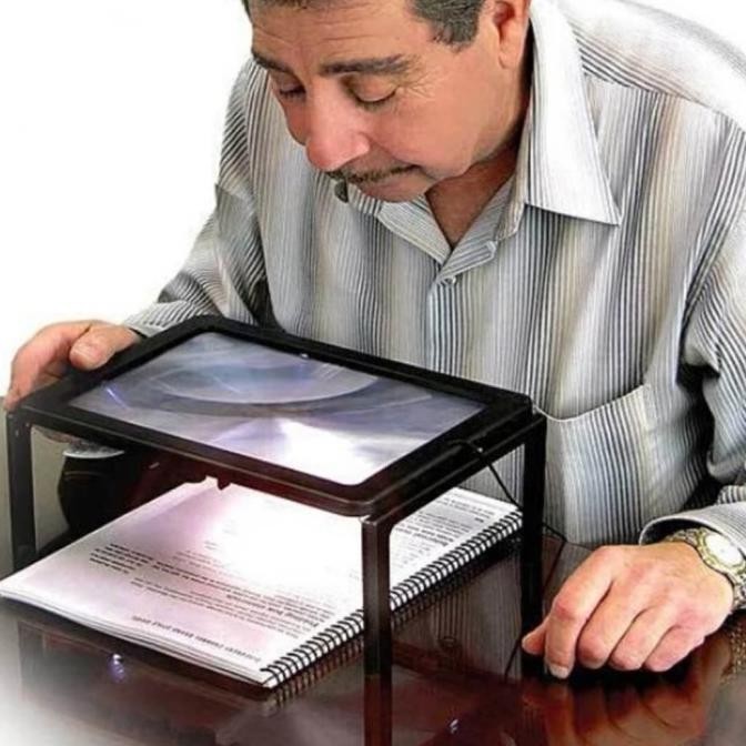 

MEJA MAGNIFIER KACA PEMBESAR DGN LAMPU UTK BACA, REPARASI BENDA KECIL by Radhiant official
