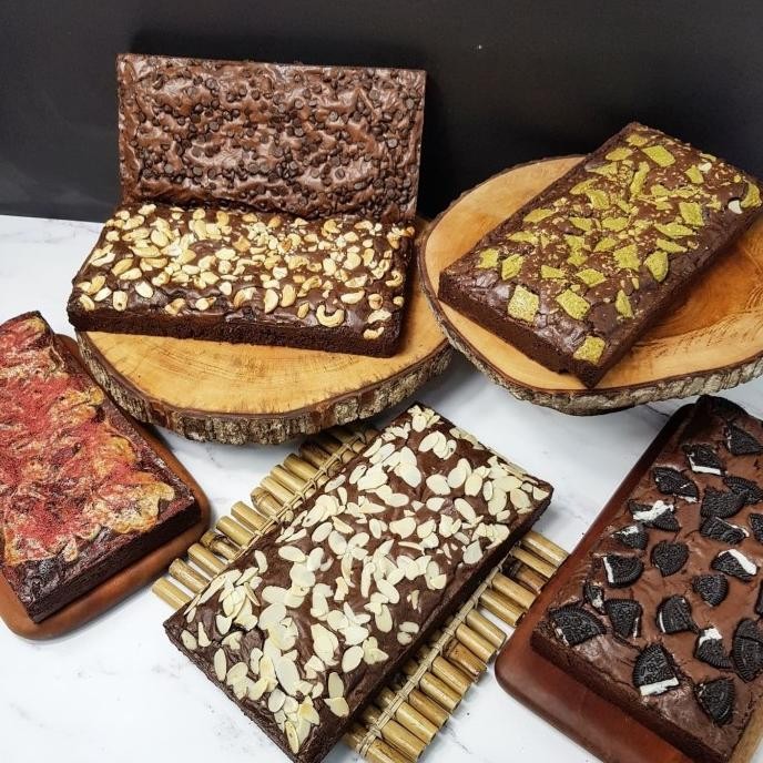 

Murah Don Bakeshop Brownies - Cashew Brownies (Kacang Mede)